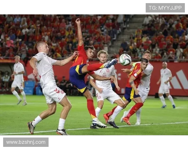 皇马中场引援遇挫:阿隆索钦点苏比门迪遭拒,战术需求与高层决策冲突(1) 皇马中场引援遇挫:阿隆索钦点苏比门迪遭拒,战术需求与高层决策冲突(1)